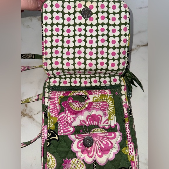 Vera Bradley Floral Quilted Crossbody Travel Organizer Bag Green Pink 🩷💚 - Picture 3 of 5
